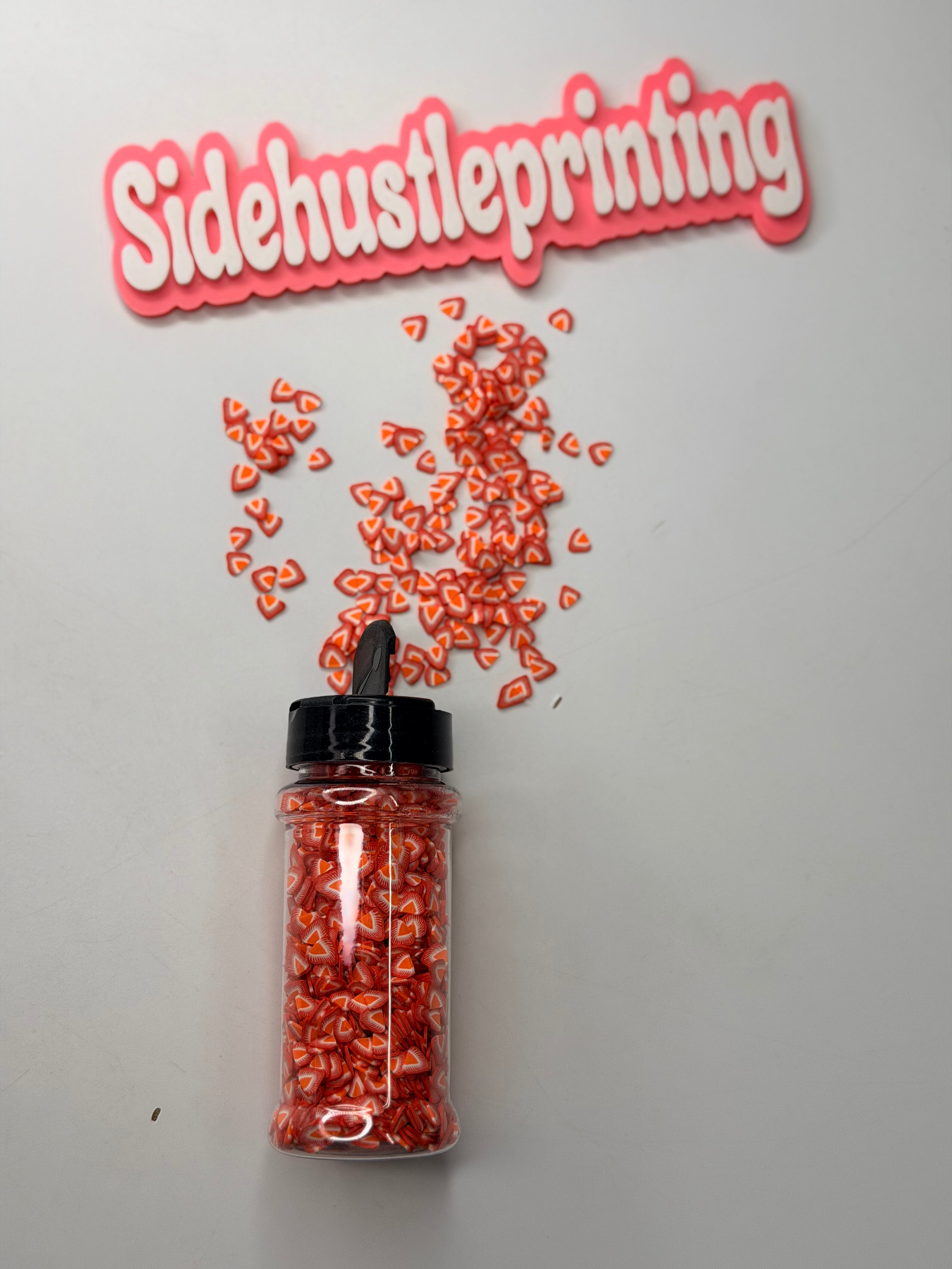 🍓 Strawberry Slice Polymer Clay Pieces – 45g Bottle 🍓